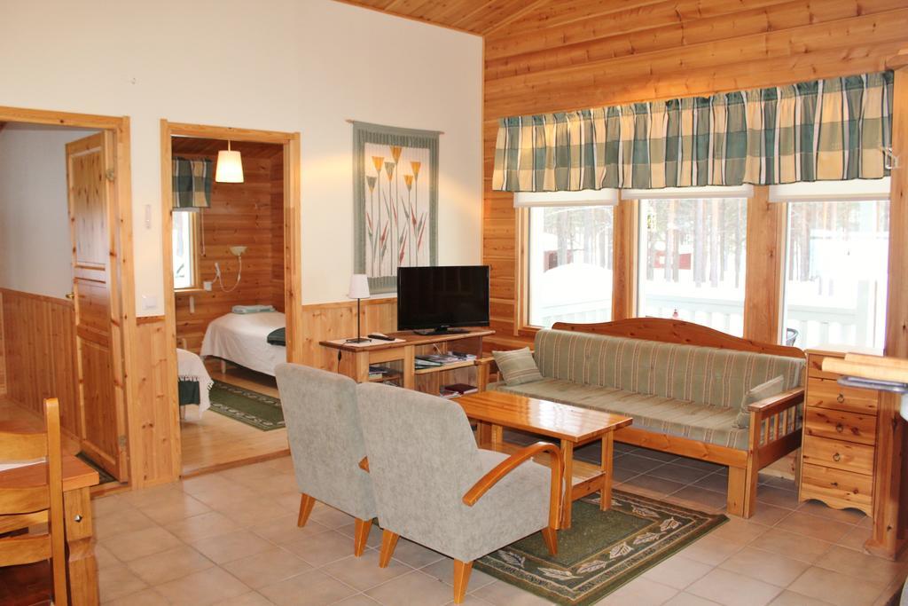 Petaejaekylae Villa Kuusamo Phòng bức ảnh