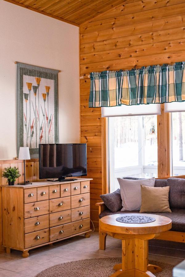 Petaejaekylae Villa Kuusamo Ngoại thất bức ảnh
