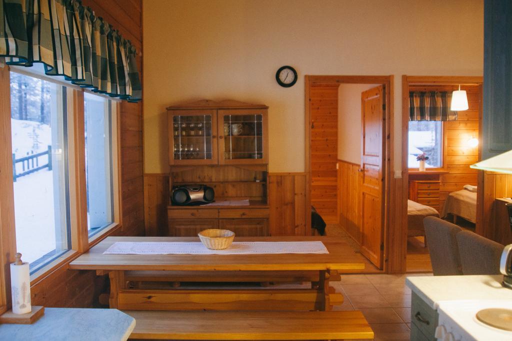 Petaejaekylae Villa Kuusamo Phòng bức ảnh