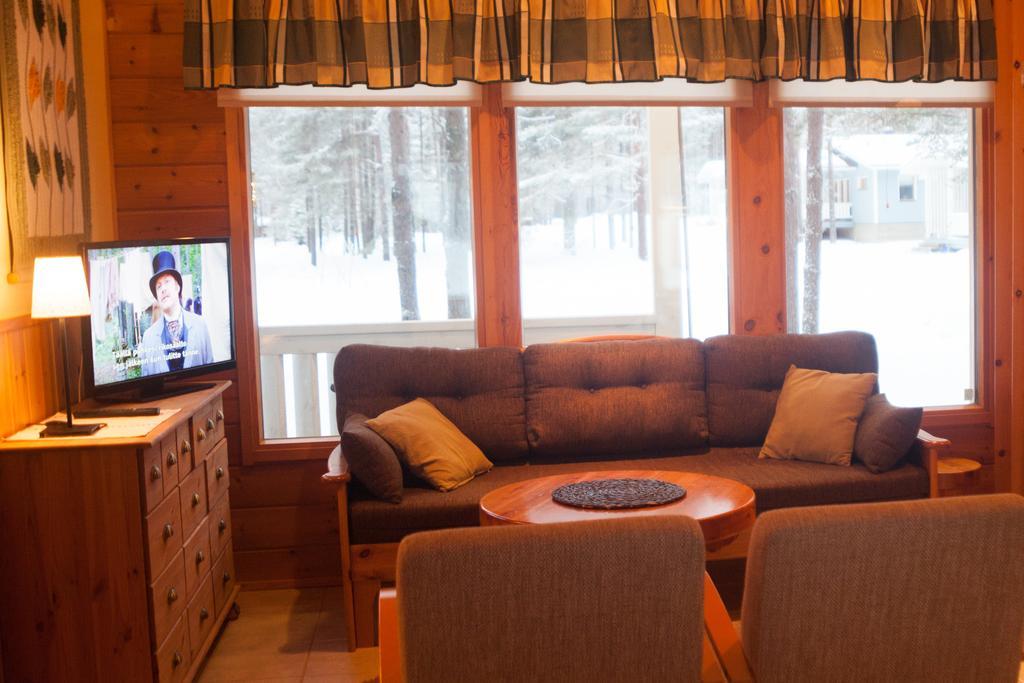 Petaejaekylae Villa Kuusamo Phòng bức ảnh