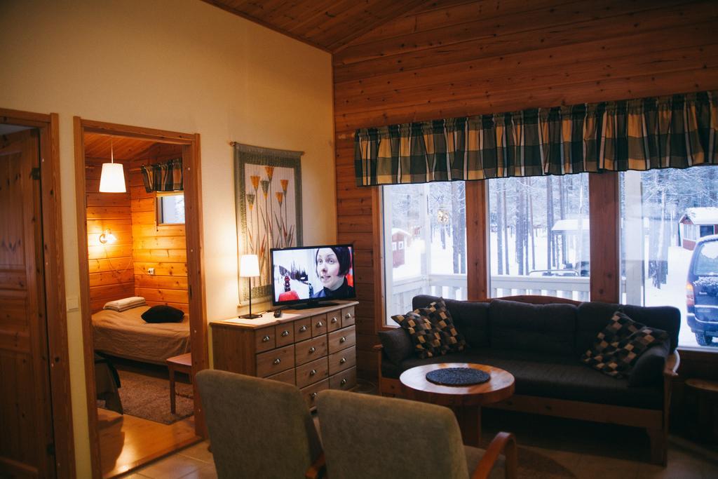 Petaejaekylae Villa Kuusamo Ngoại thất bức ảnh
